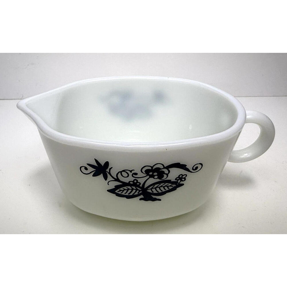 Vtg PYREX Corning 77-B Old Town White Blue Flowers Gravy Boat Only No Plate